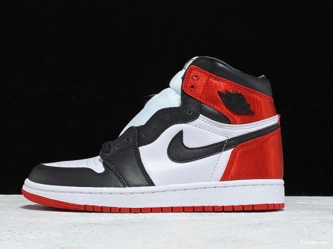 Toe Satin CD0461-016 1 Air Jordan Black High Retro 0821